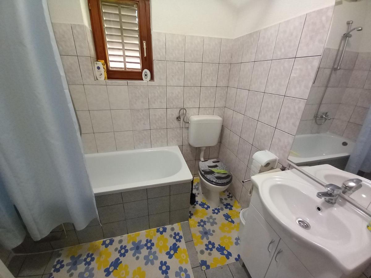 Apartament Apartman Filip Smoljanac Zewnętrze zdjęcie